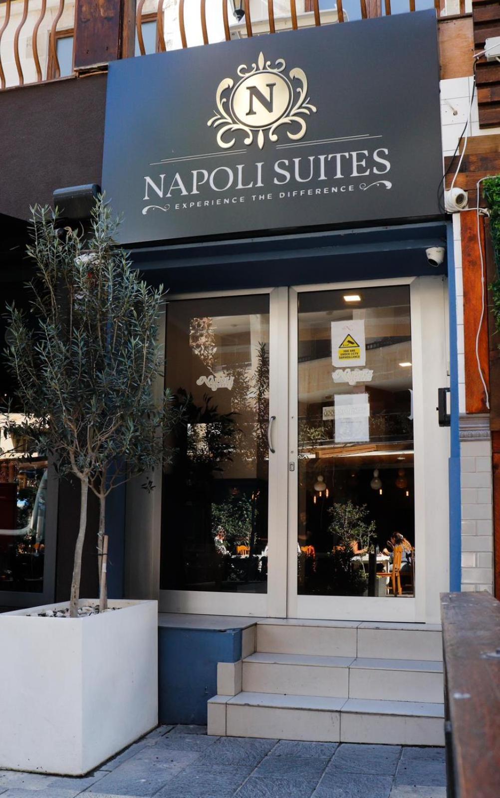 Napoli Suites Studios Aparthotel San Julián Exterior foto