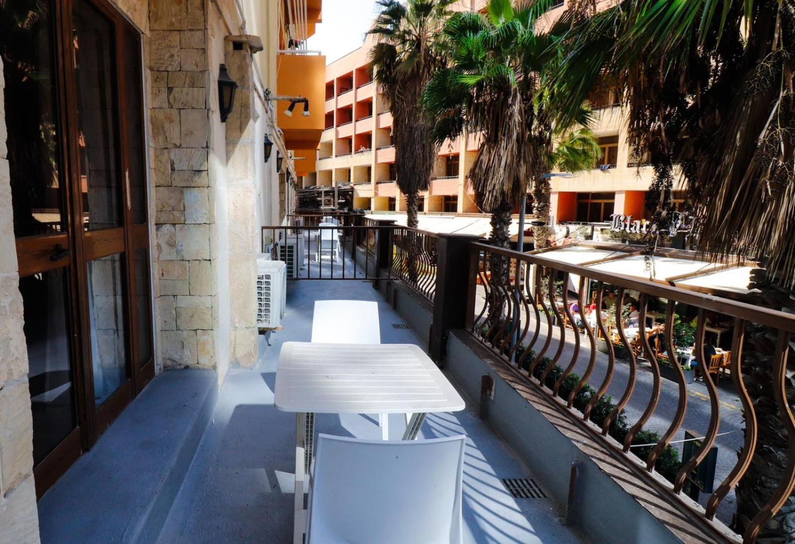 Napoli Suites Studios Aparthotel San Julián Exterior foto