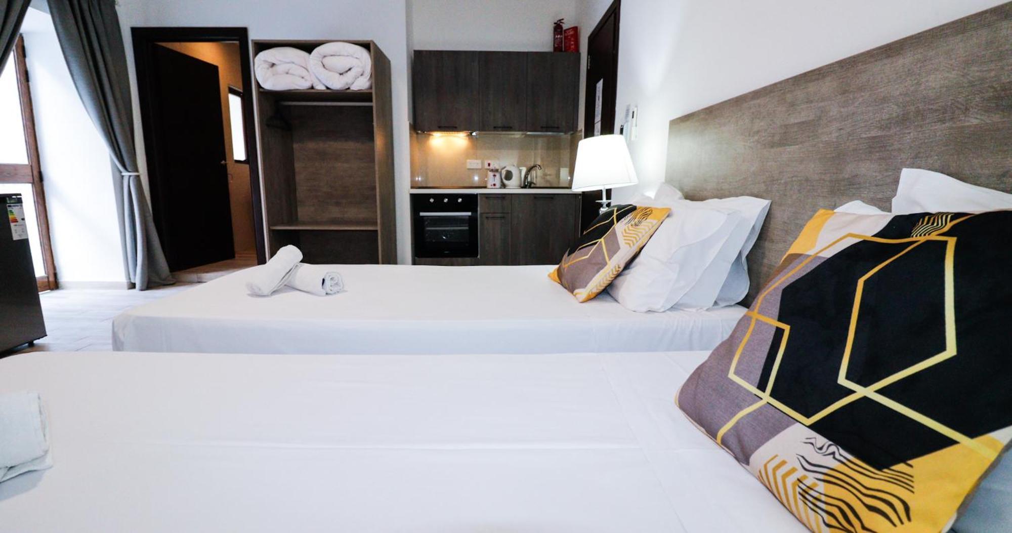 Napoli Suites Studios Aparthotel San Julián Exterior foto