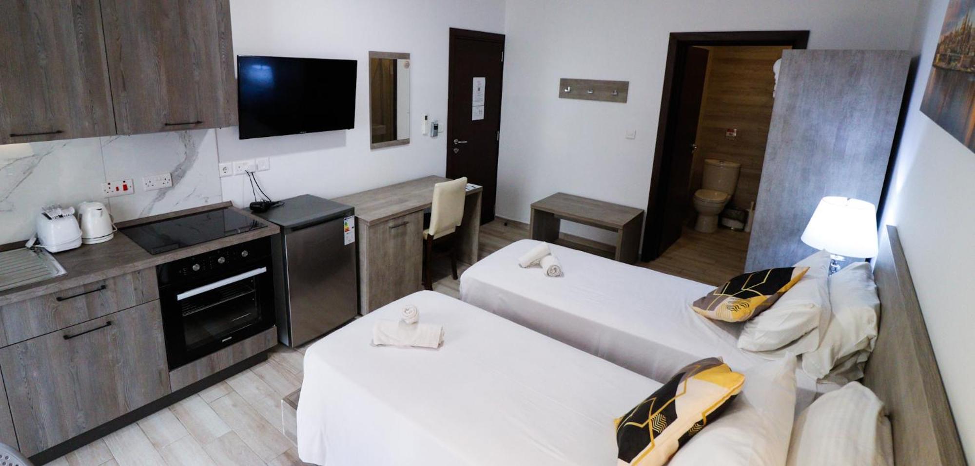 Napoli Suites Studios Aparthotel San Julián Exterior foto