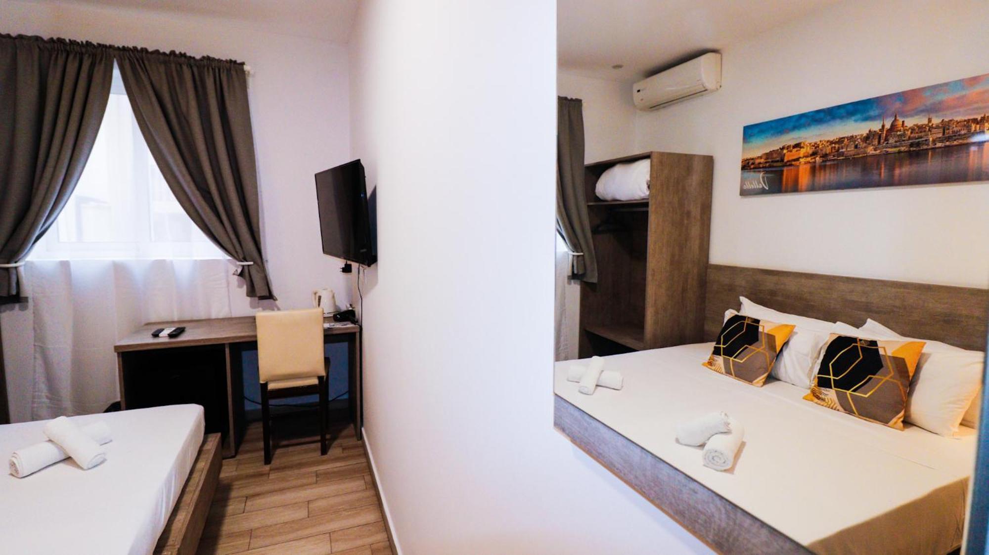 Napoli Suites Studios Aparthotel San Julián Exterior foto